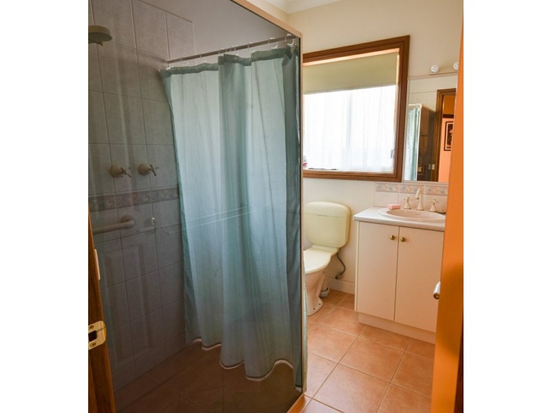 2/91 Main Road, Paynesville VIC 3880