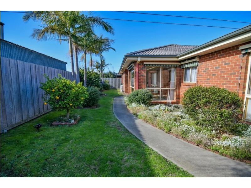 2/91 Main Road, Paynesville VIC 3880