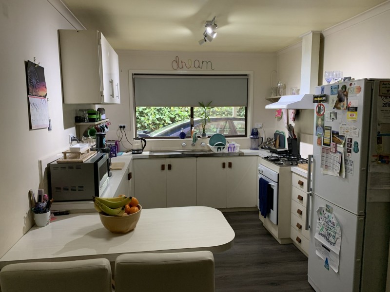 9 White Court, Eagle Point VIC 3878