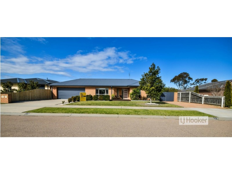 20 Riviera Close, Paynesville VIC 3880