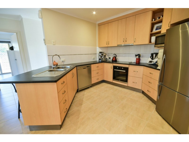 20 Riviera Close, Paynesville VIC 3880