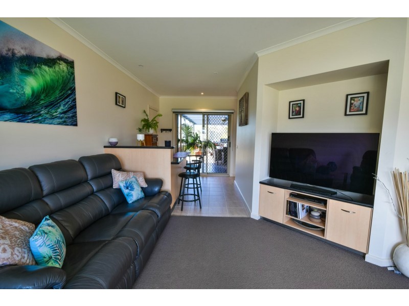 20 Riviera Close, Paynesville VIC 3880