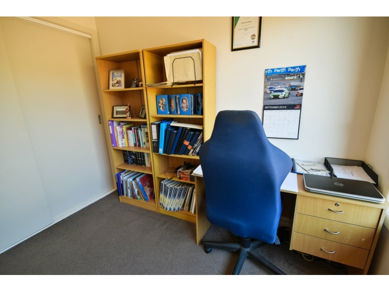 20 Riviera Close, Paynesville VIC 3880