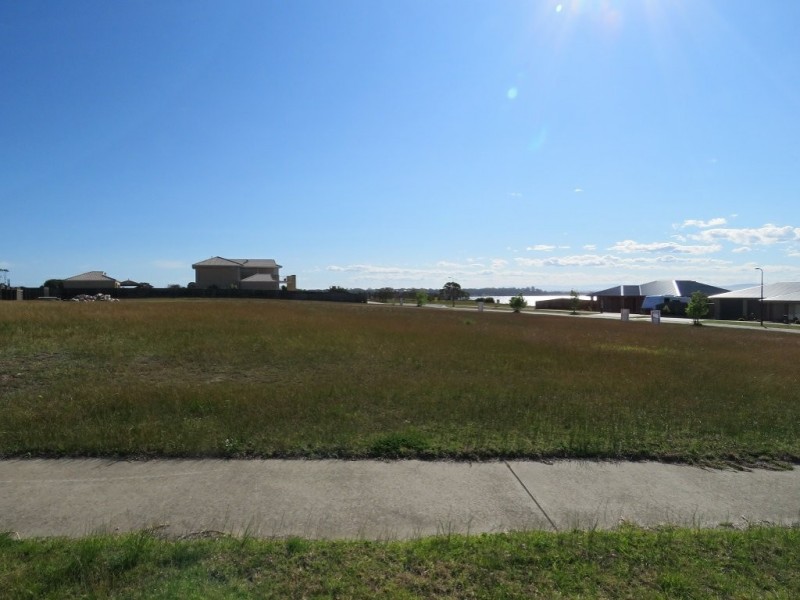 Lot Lot 64/45 Eagle Bay Terrace, Eagle Point VIC 3878