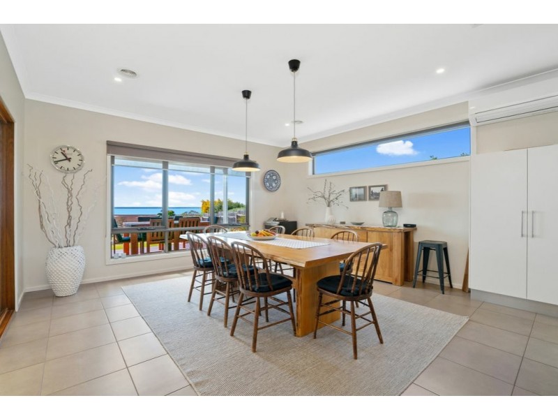 28 Eagle Bay Terrace, Eagle Point VIC 3878