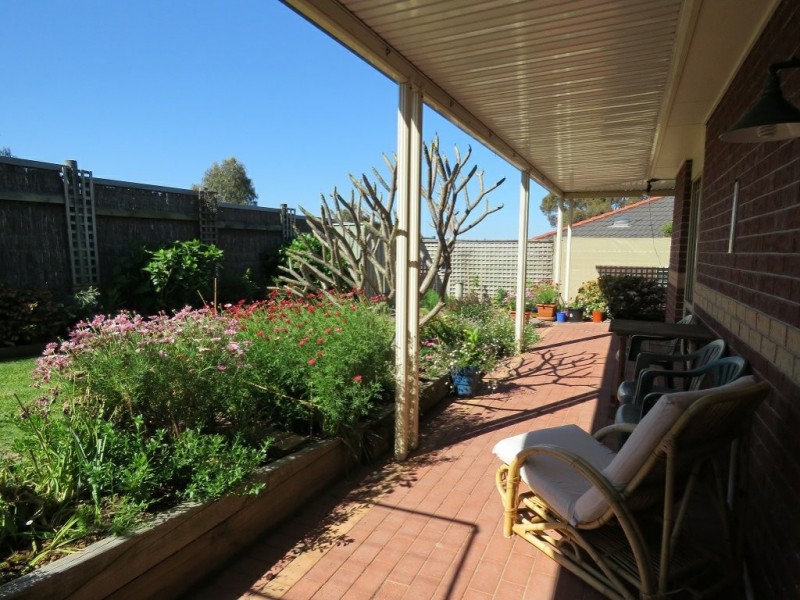 Villa 25/1-5 Canal Road, Paynesville VIC 3880