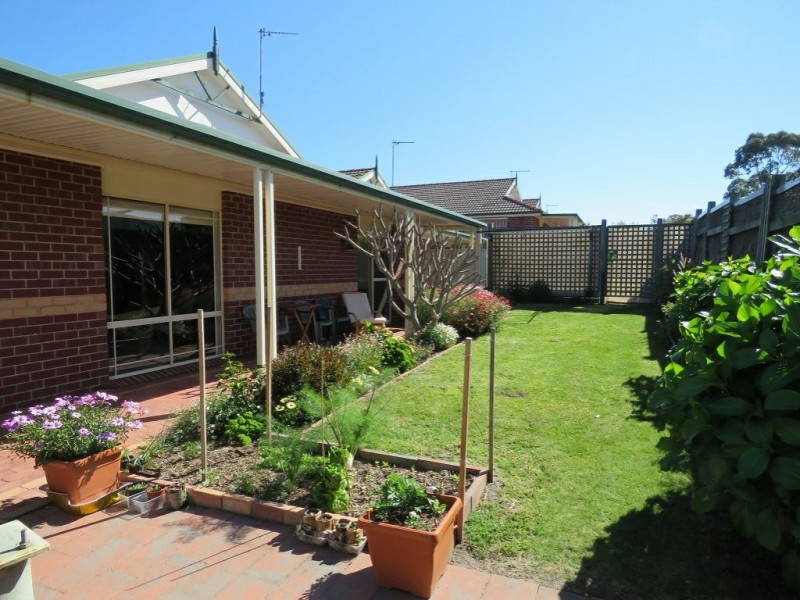 Villa 25/1-5 Canal Road, Paynesville VIC 3880