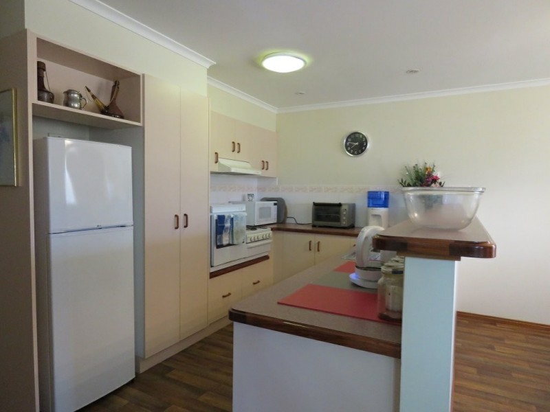 Villa 6/1-5 Canal Road, Paynesville VIC 3880