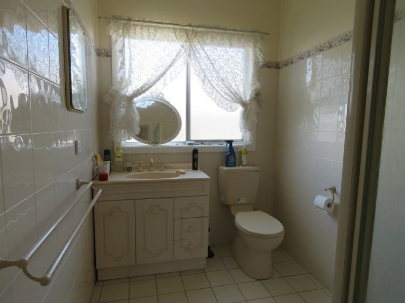 39 Bay Road, Eagle Point VIC 3878