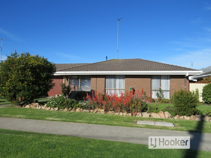 Unit 2/39 Victoria Street, Paynesville VIC 3880