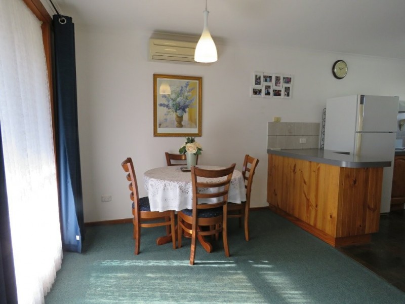 Unit 2/39 Victoria Street, Paynesville VIC 3880