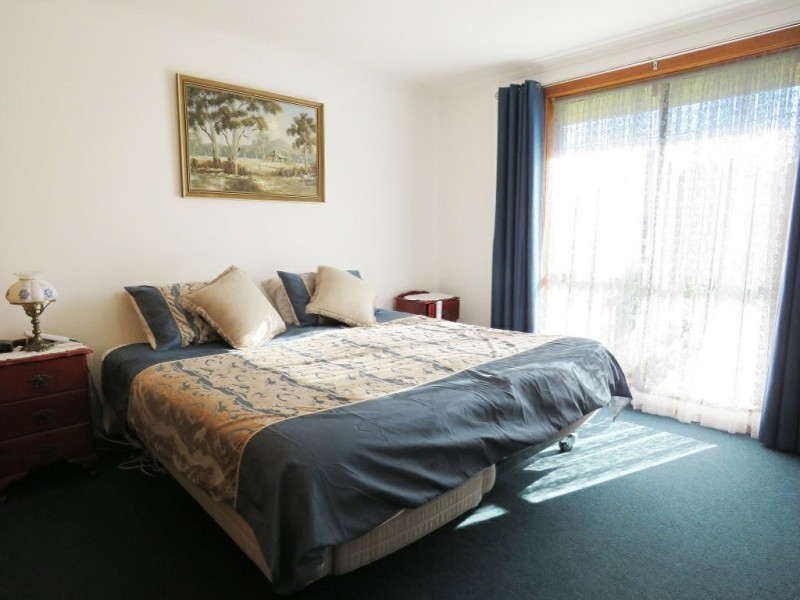 Unit 2/39 Victoria Street, Paynesville VIC 3880