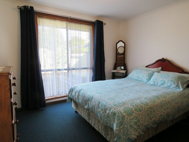 Unit 2/39 Victoria Street, Paynesville VIC 3880