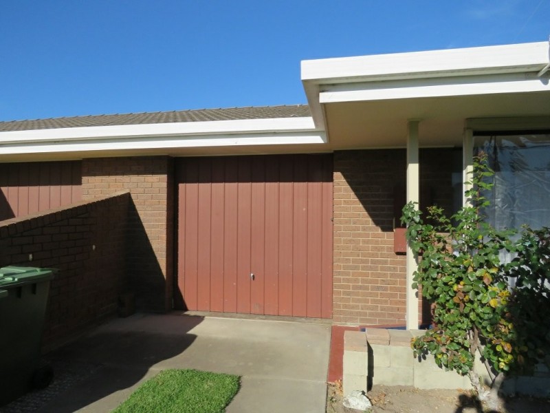 Unit 2/39 Victoria Street, Paynesville VIC 3880
