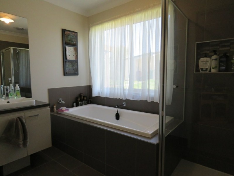 66 Colony Club Drive, Newlands Arm VIC 3875