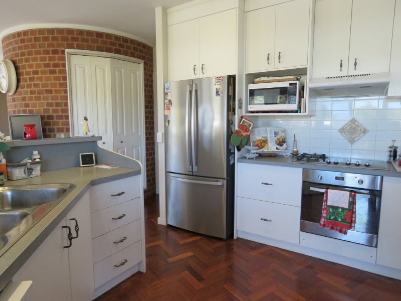 5 Currawong Close, Raymond Island VIC 3880