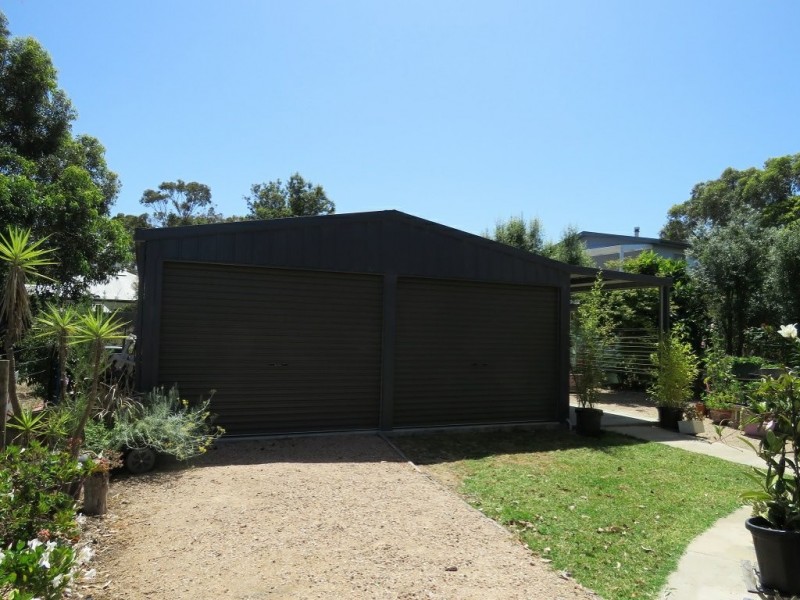 5 Currawong Close, Raymond Island VIC 3880