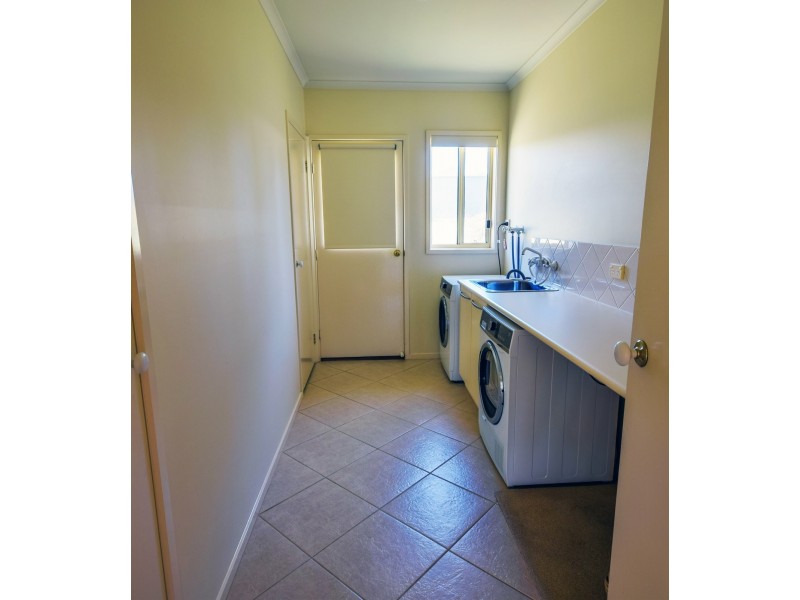 19 Springwood Rise, Newlands Arm VIC 3875