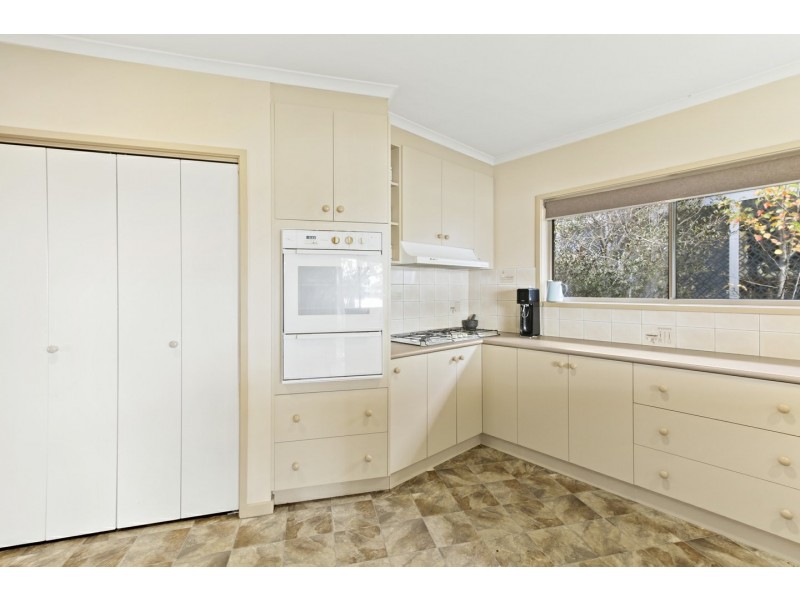 135 Western Boulevard, Raymond Island VIC 3880