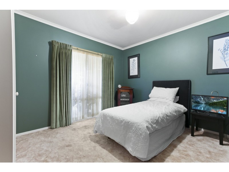 135 Western Boulevard, Raymond Island VIC 3880