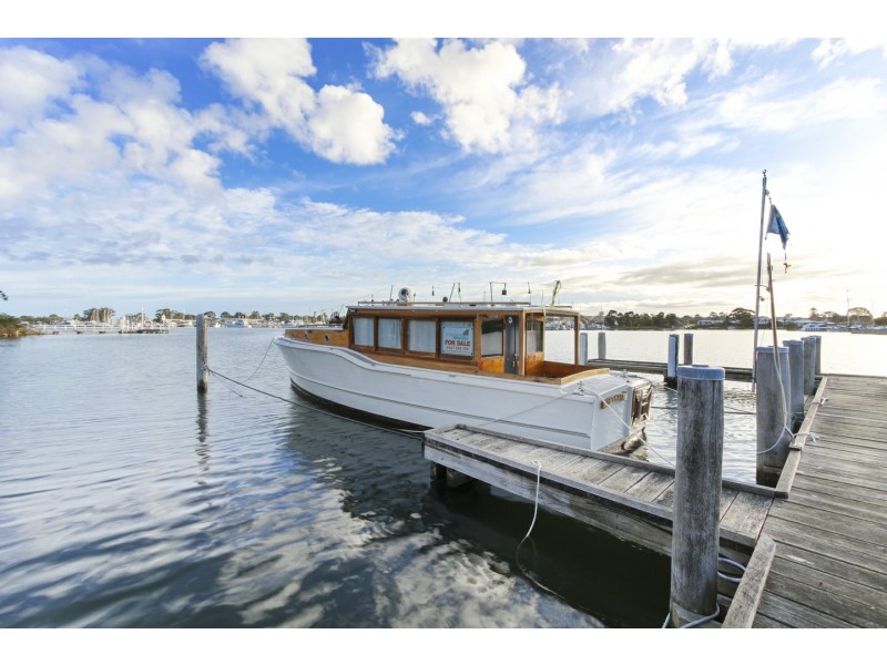 135 Western Boulevard, Raymond Island VIC 3880