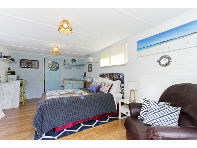 135 Western Boulevard, Raymond Island VIC 3880