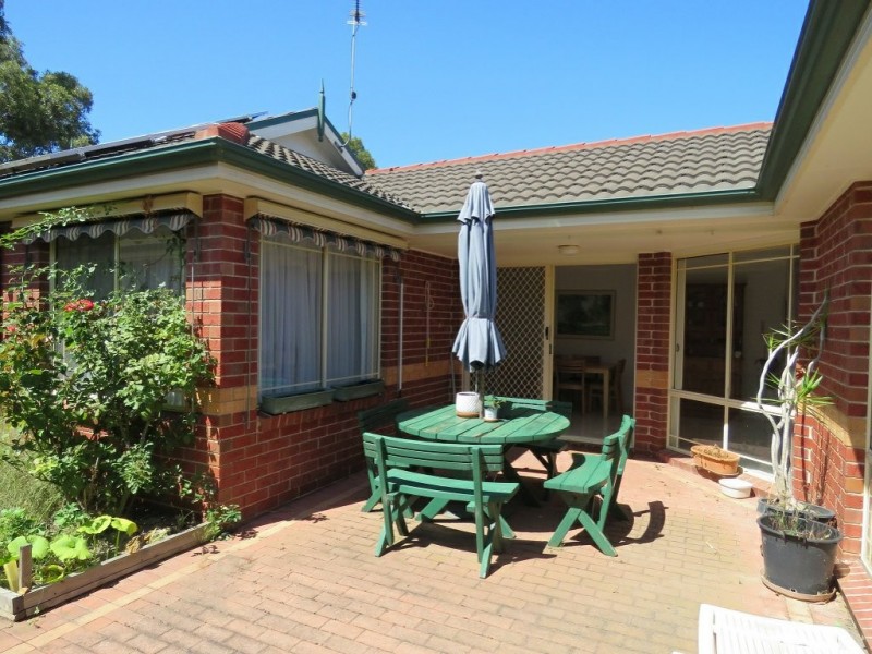 Villa 19/1-5 Canal Road, Paynesville VIC 3880