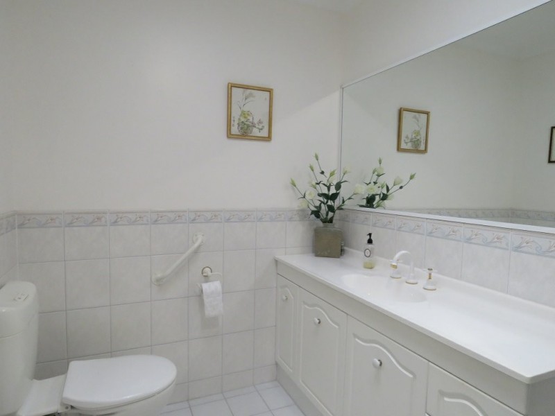 Villa 19/1-5 Canal Road, Paynesville VIC 3880