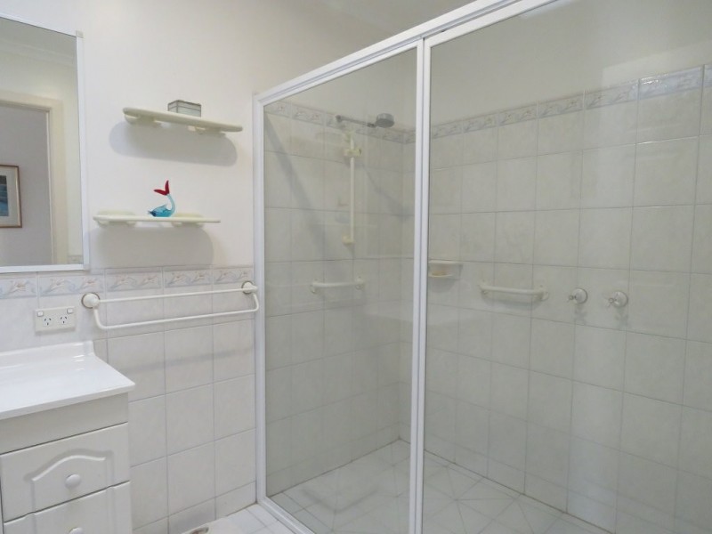 Villa 19/1-5 Canal Road, Paynesville VIC 3880