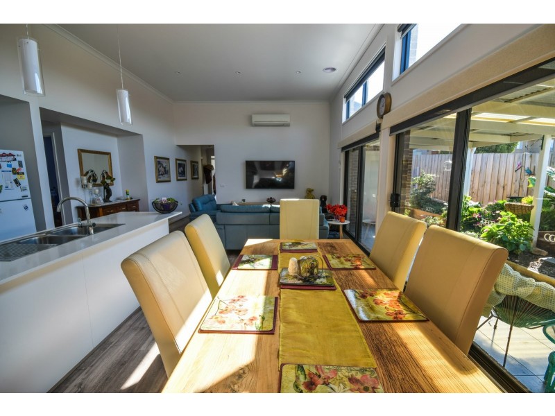 4 Magnetic Retreat, Paynesville VIC 3880