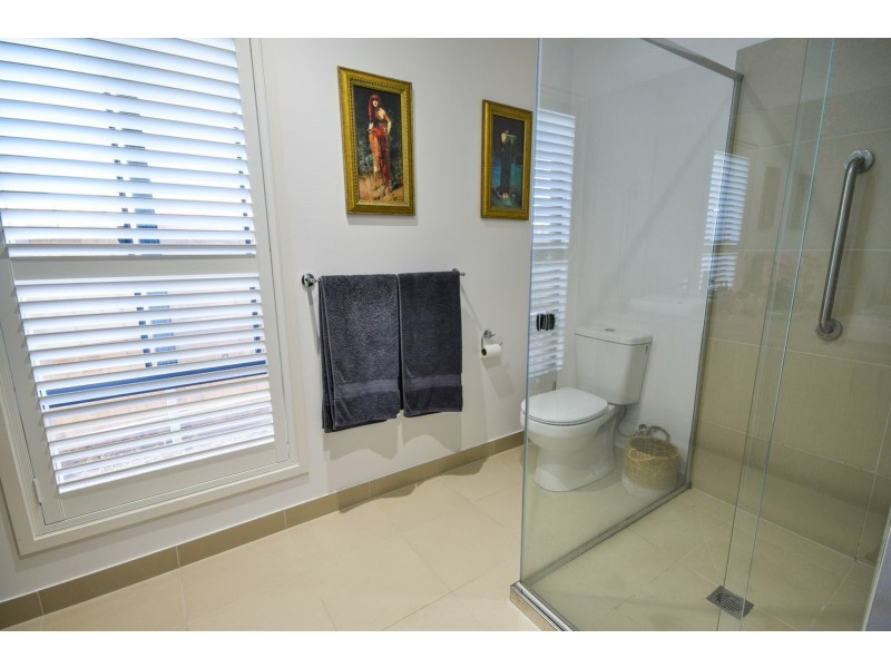 4 Magnetic Retreat, Paynesville VIC 3880