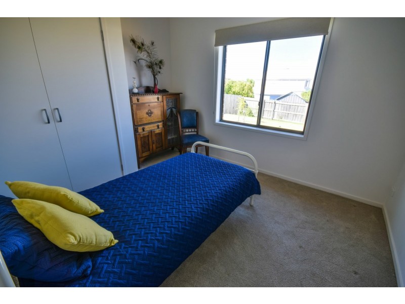 4 Magnetic Retreat, Paynesville VIC 3880