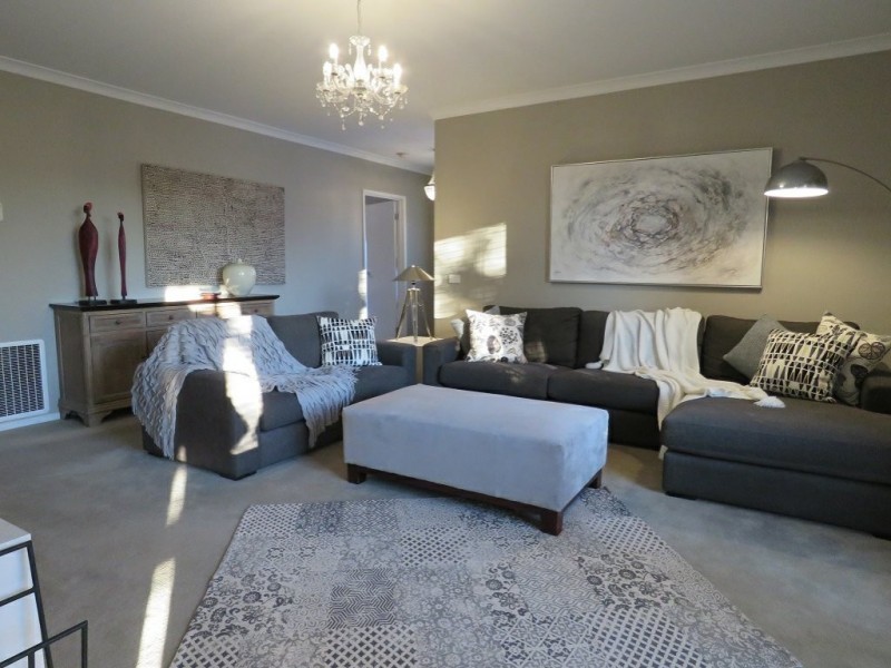 8 The Crescent, Eagle Point VIC 3878