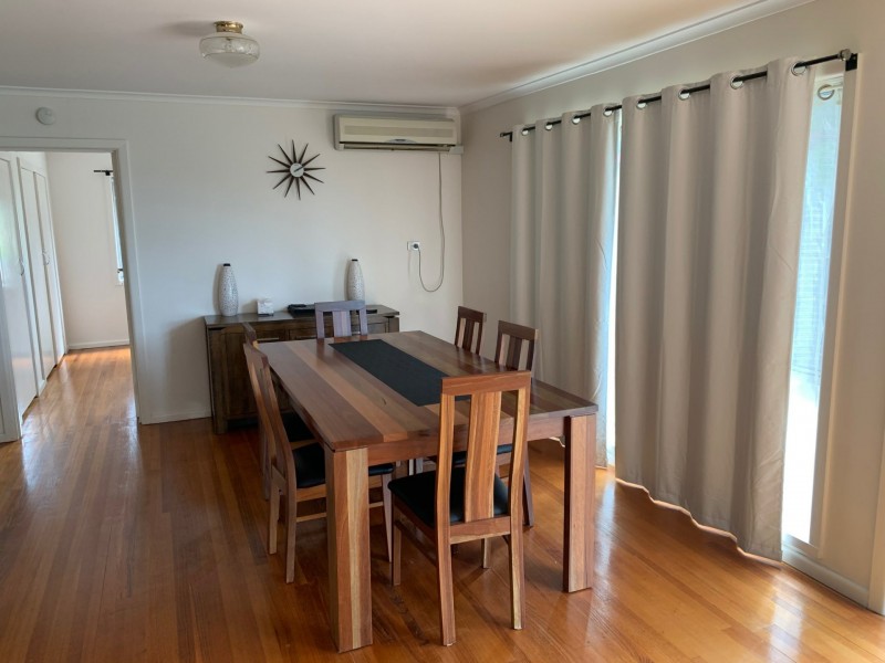 95 Bay Road, Eagle Point VIC 3878