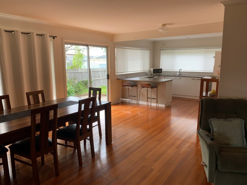 95 Bay Road, Eagle Point VIC 3878