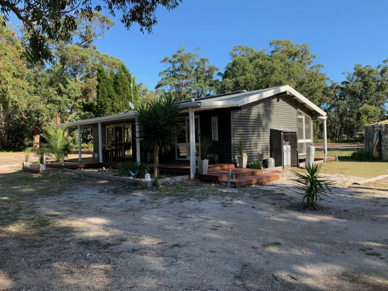 328 Gravelly Point Road, Raymond Island VIC 3880