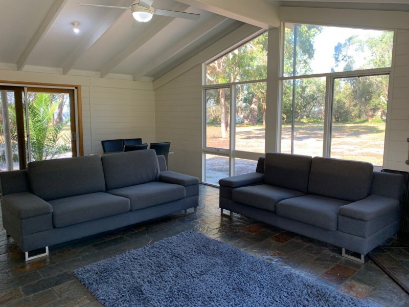 328 Gravelly Point Road, Raymond Island VIC 3880