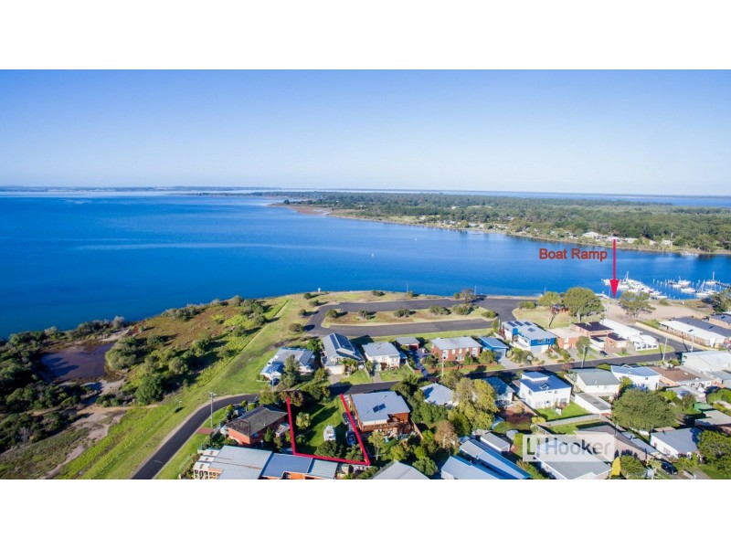 17 Marina Drive, Paynesville VIC 3880