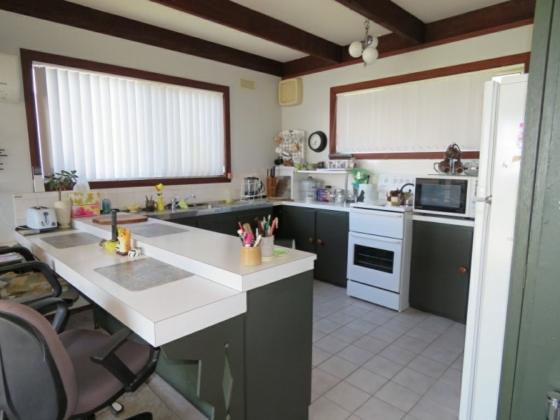 6 Government Road, Paynesville VIC 3880