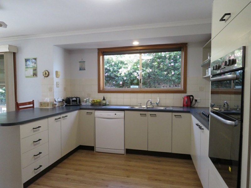 4 Newton Close, Paynesville VIC 3880