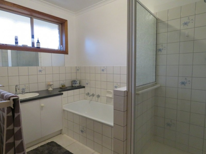 4 Newton Close, Paynesville VIC 3880