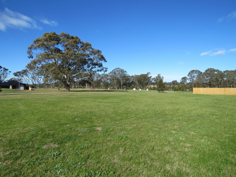 5 Maravito Terrace, Eagle Point VIC 3878