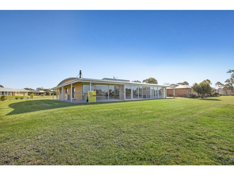 19 Lake Shore Drive, Newlands Arm VIC 3875