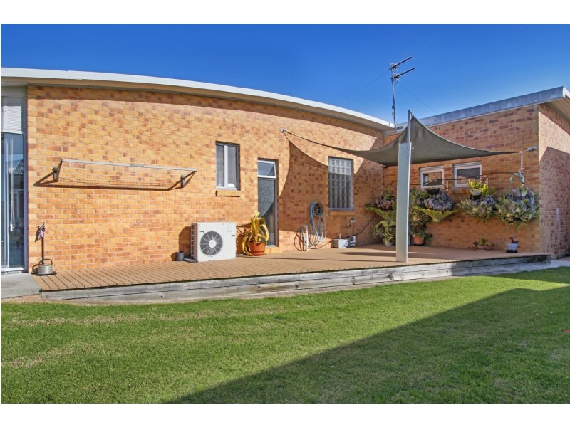 19 Lake Shore Drive, Newlands Arm VIC 3875