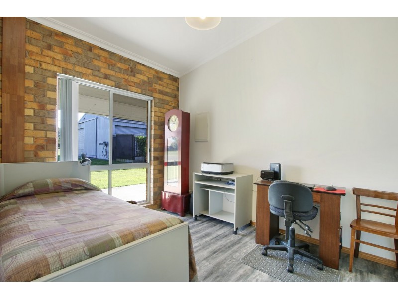 19 Lake Shore Drive, Newlands Arm VIC 3875