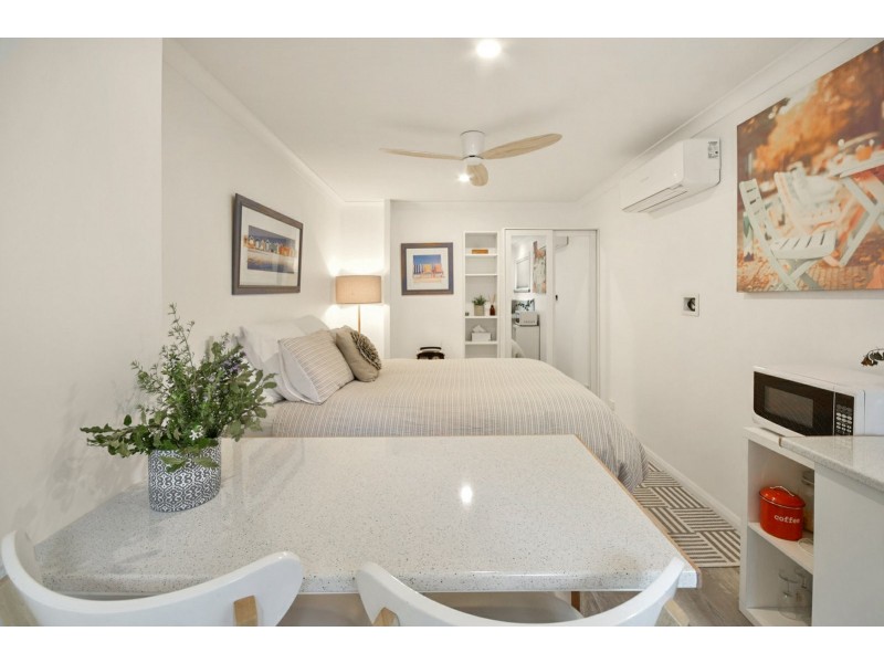 29 Sixth Avenue, Raymond Island VIC 3880