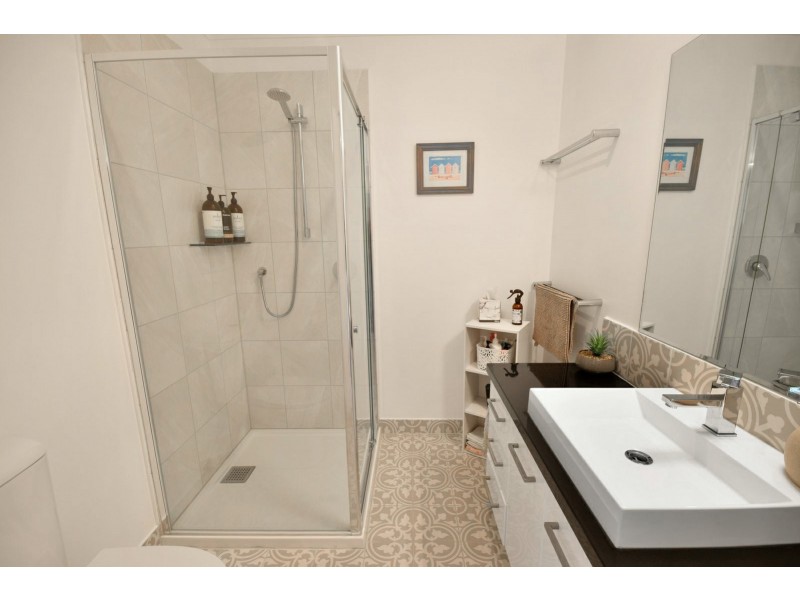 29 Sixth Avenue, Raymond Island VIC 3880