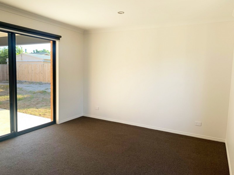 15B Haylock Drive, Paynesville VIC 3880