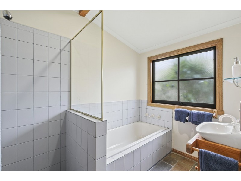 24 Meridian Way, Newlands Arm VIC 3875