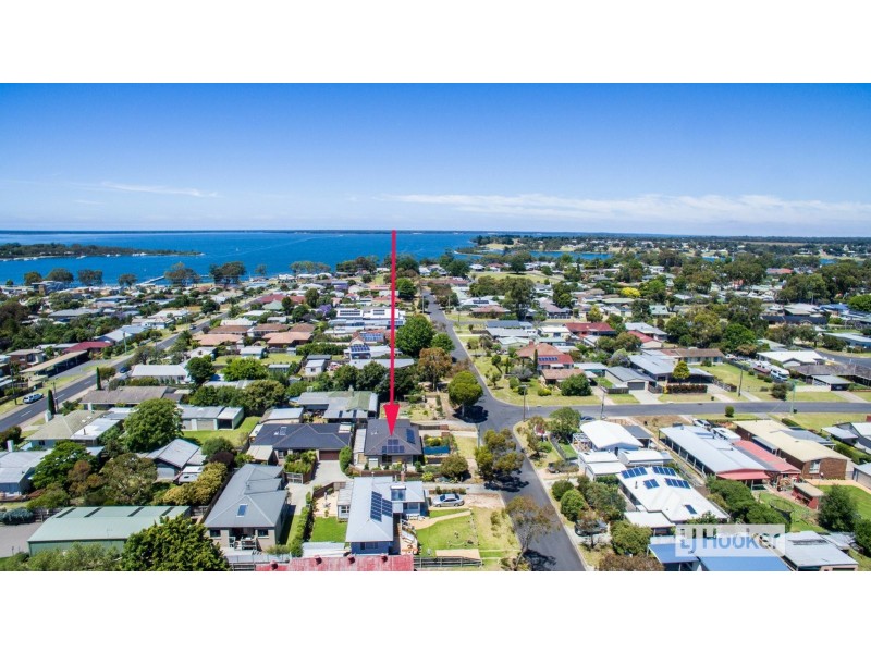 1/30 Toonalook Parade, Paynesville VIC 3880